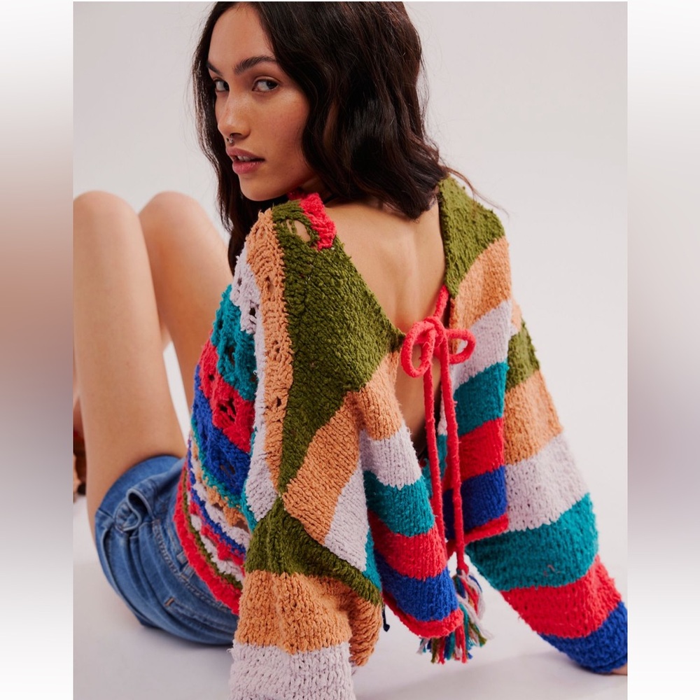 FREE PEOPLE “TURN AROUND REVERSABLE PULLOVER”